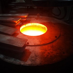 	
Induction furnace for copper melting